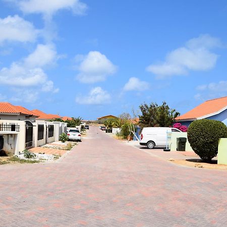 Norrol Apartments Aruba Oranjestad Exterior photo